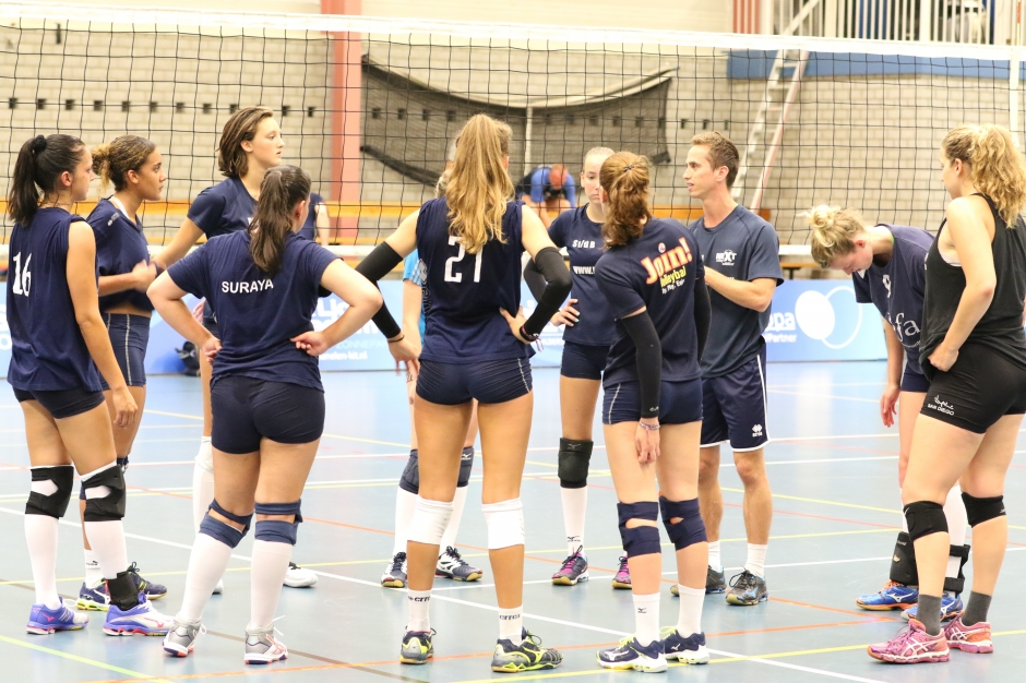 scannen 鍔 helder Dames 1 stelt zich voor (4 - slot) · Next Volley Dordrecht